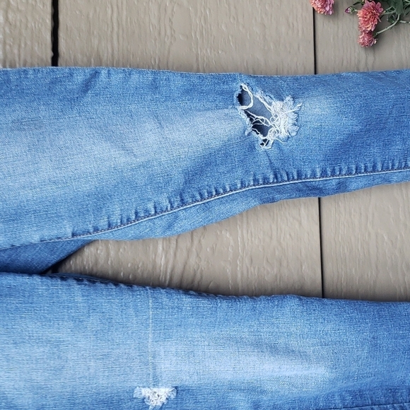 SO Juniors' High Rise Destructed Skinny Jeans 1 - Picture 4 of 12